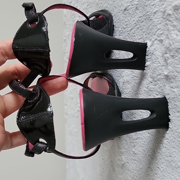 Cole Haan Nike G Series Heels - Picture 2 of 11